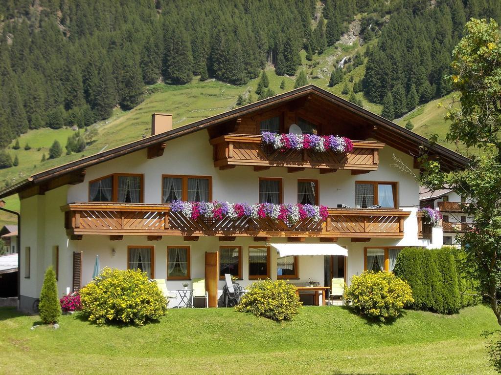 Haus Schoderbock Apartment Sankt Leonhard im Pitztal Exterior photo